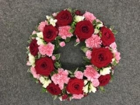 PINK AND RED SEASONAL WREATH