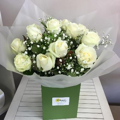 WHITE ROSE HAND TIED