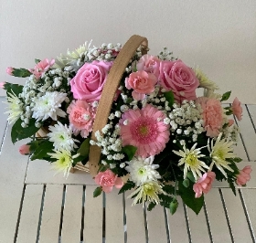 BASKET PINK AND WHITE