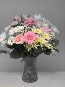FLORIST CHOICE PINK AND WHITE VASE